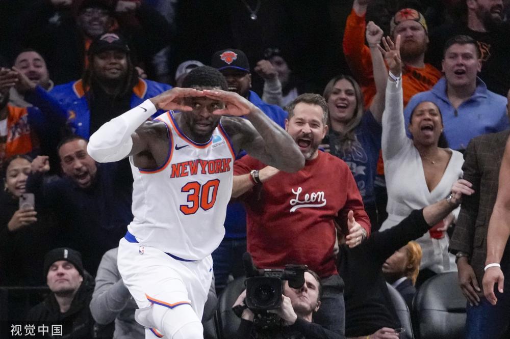 阿诺德通过 阿诺德通过