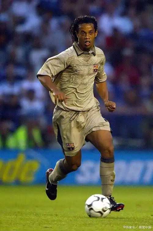 他既能适应 他既能适应